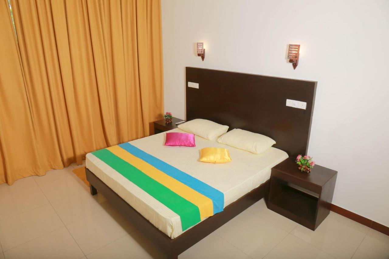 Jayaa Beach Талпе Экстерьер фото
