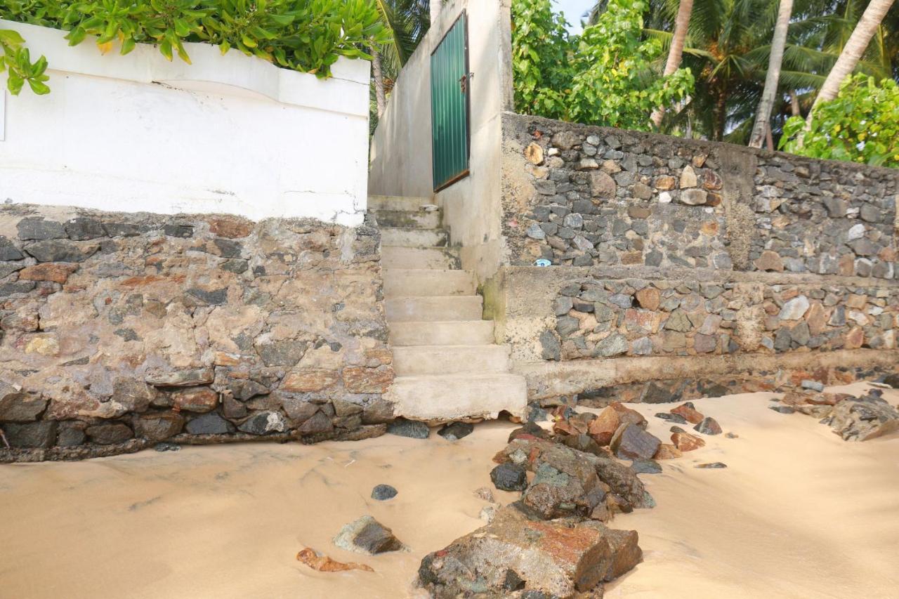Jayaa Beach Талпе Экстерьер фото