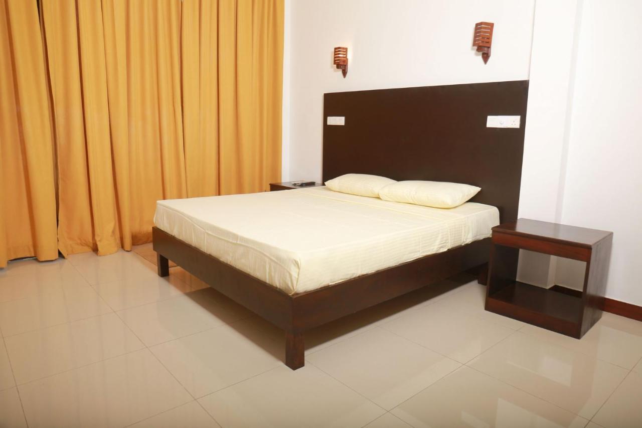 Jayaa Beach Талпе Экстерьер фото