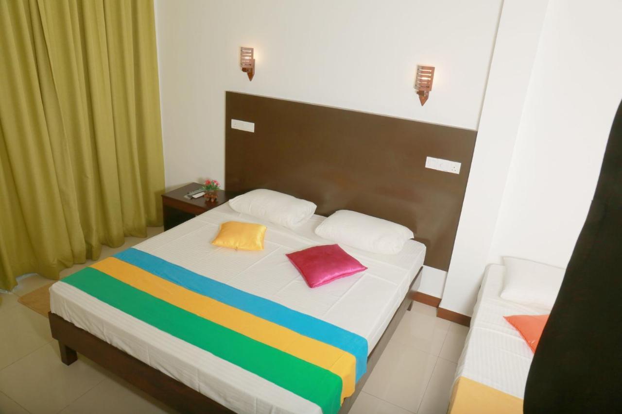 Jayaa Beach Талпе Экстерьер фото